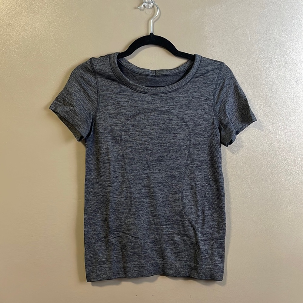 Swiftly Tech Short Sleeve